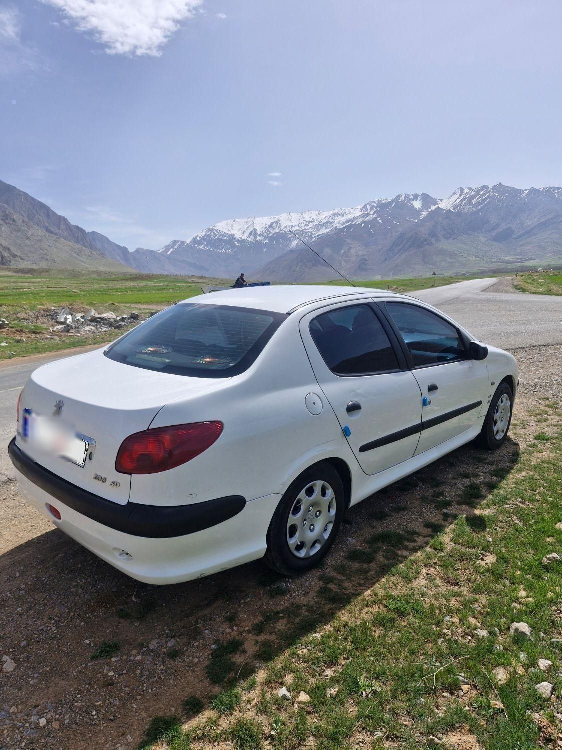 پژو 206 SD V8، مدل ۱۳۸۹|خودرو سواری و وانت|سنقر, |دیوار