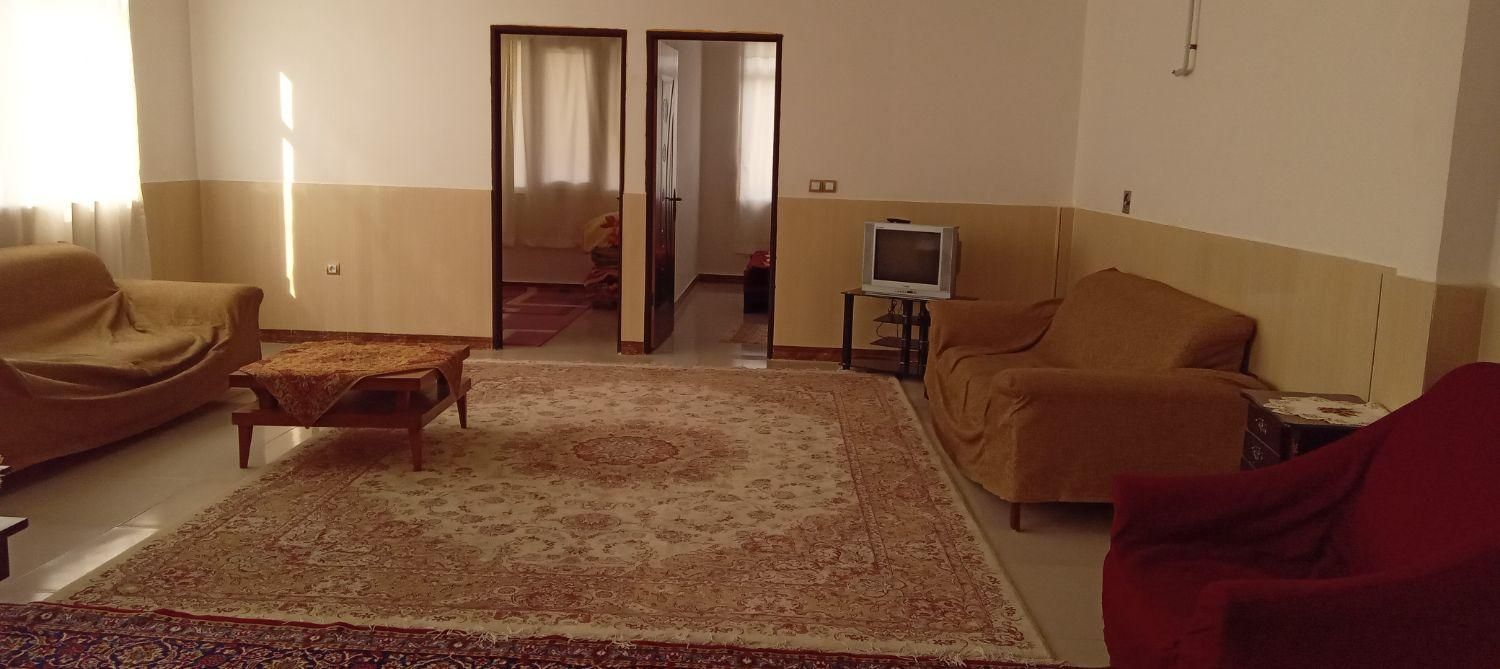 سوییت دوخوابه تمیز ۱۰۰متری|اجارهٔ کوتاه‌مدت آپارتمان و سوئیت|کرمانشاه, |دیوار