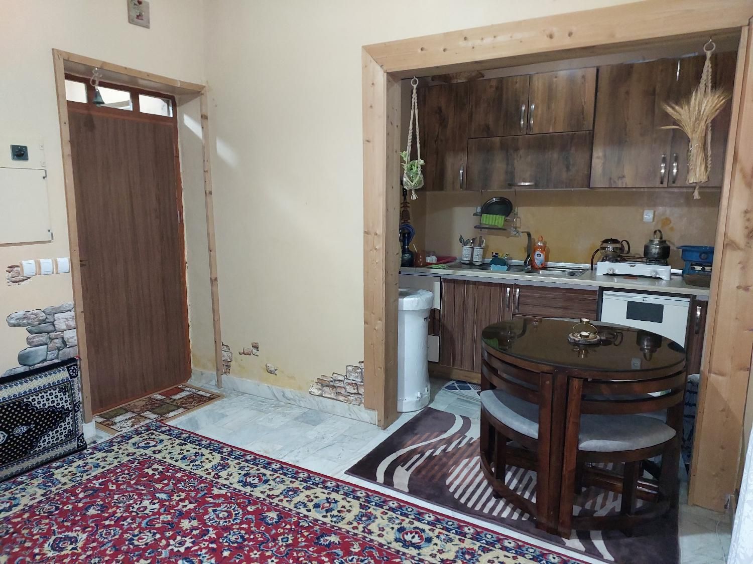 اجاره ویلا باغ دربستی نزدیک رشت و انزلی|اجارهٔ کوتاه‌مدت ویلا و باغ|رشت, گلسار|دیوار