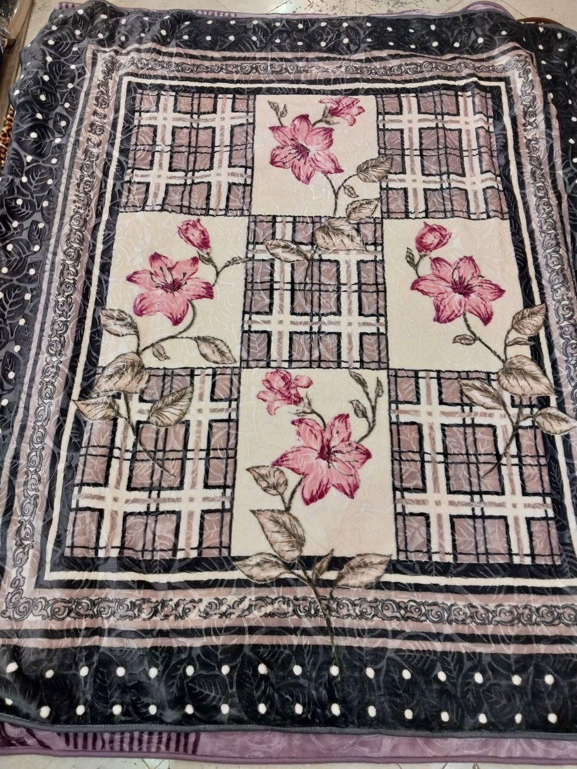 پتوی شادیلون 002 دو نفره زهیم و پر گوشت|رختخواب، بالش، پتو|مشهد, امیر|دیوار