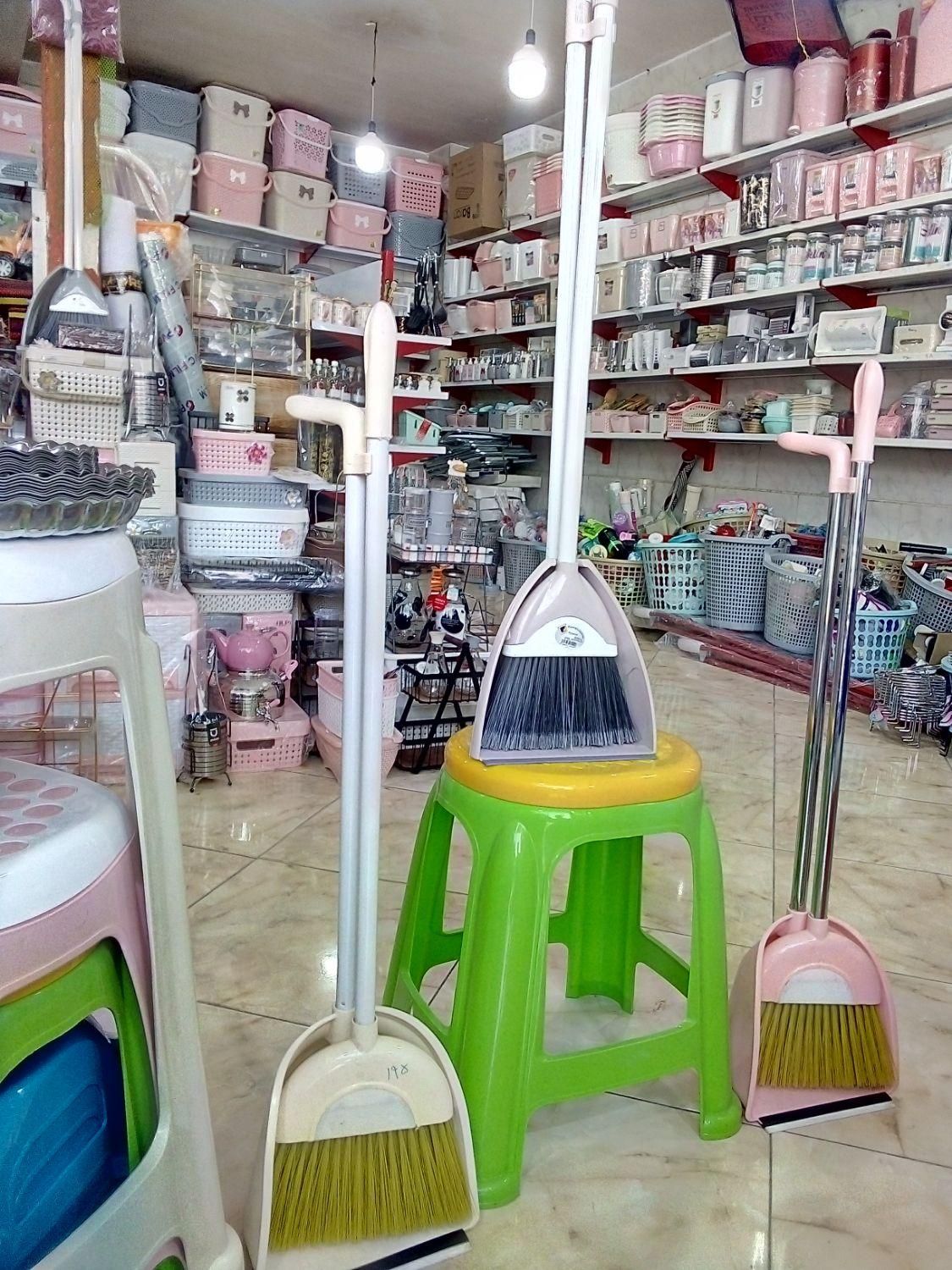 لوازم پلاسکو و مصنوعات فلزی خانه و آشپرخانه|لوازم نظافت|خرمآباد, |دیوار