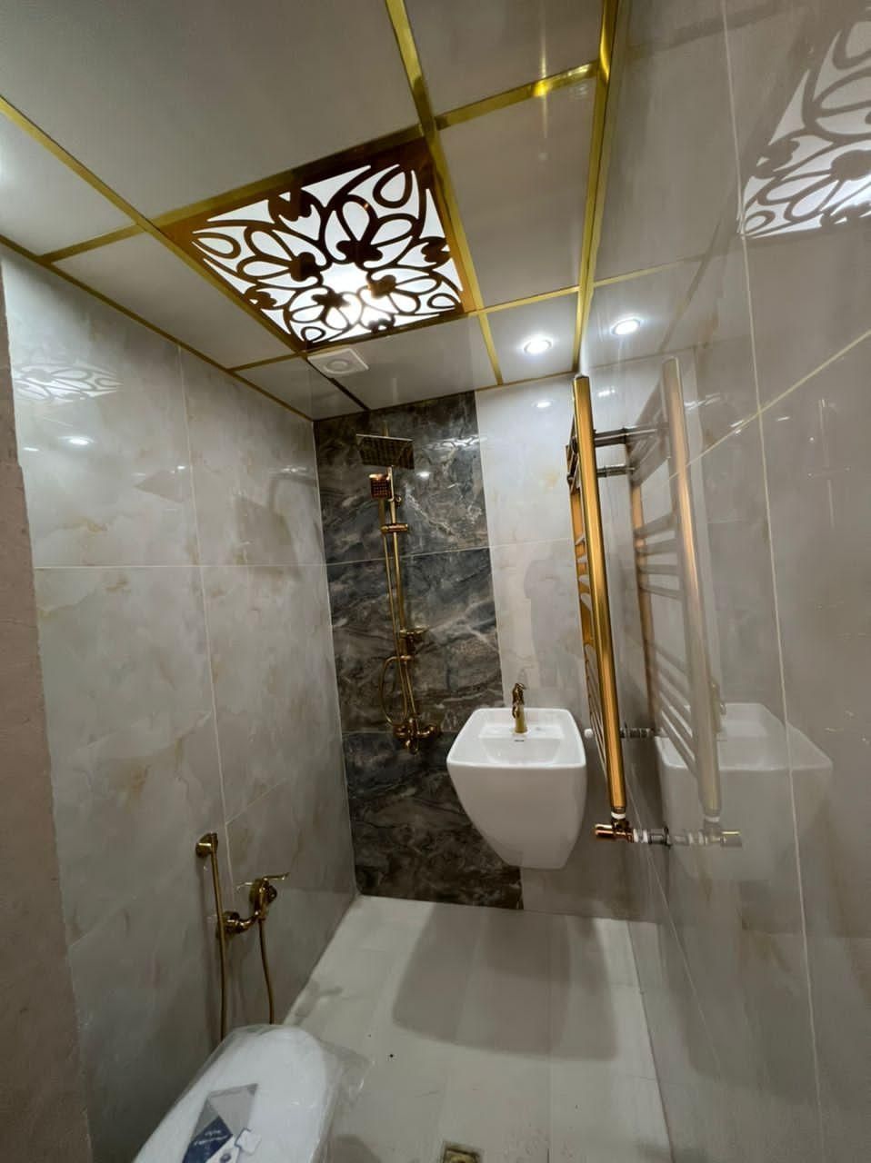 سقف کاذب برای حمام سرویس بهداشتی wc معرق طلق cnc|عمده‌فروشی|تهران, شهرک طالقانی|دیوار