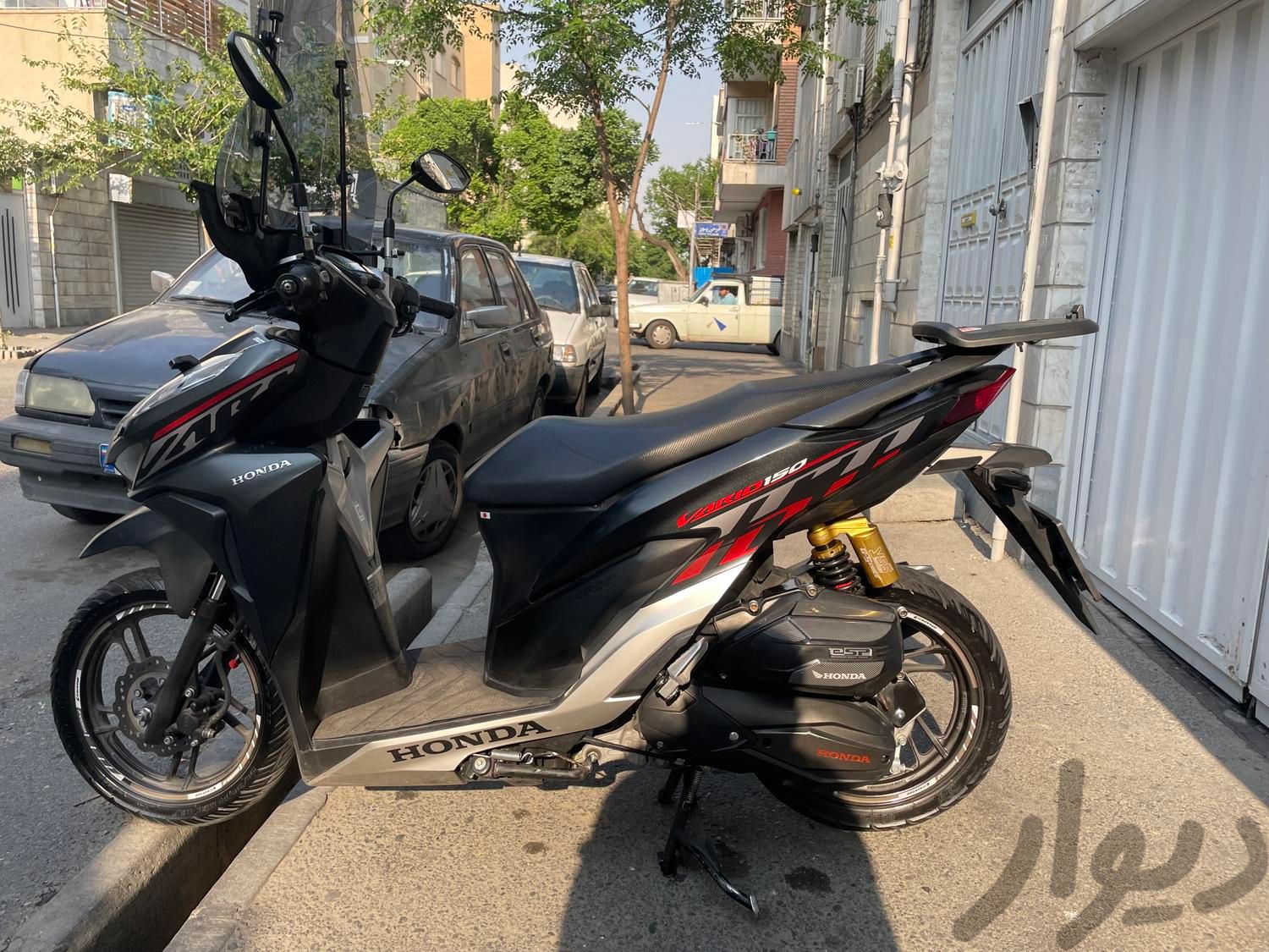 واریو 150مشکی معاوضه با nmax|موتورسیکلت|تهران, جمال‌زاده|دیوار