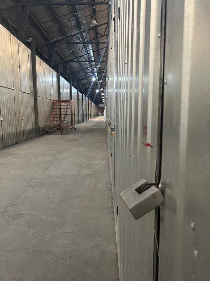 اجاره انبار 20 متری داخل سالن وسوله با بیمه نگهبان|اجارهٔ دفتر صنعتی، کشاورزی، تجاری|یزد, |دیوار