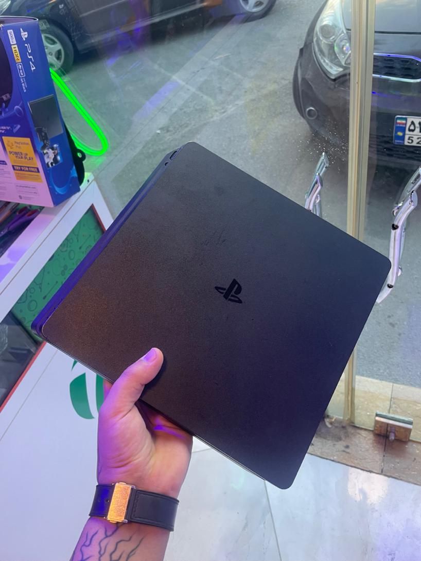 Ps4 تعداد در حد صفر با گارانتی|کنسول، بازی ویدئویی و آنلاین|رشت, معلم|دیوار