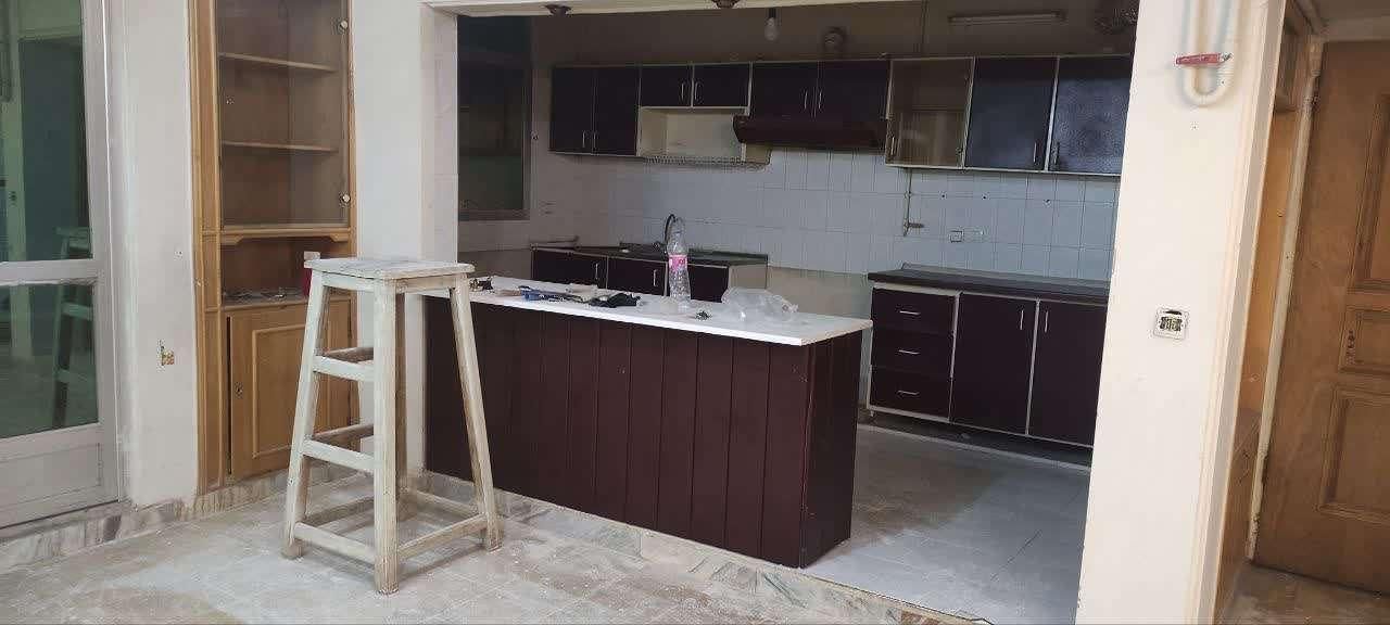 کابینت فلزی  با هود و آبچکان سالم و تمیز|آب‌چکان و نظم‌دهنده ظروف|اصفهان, بهارستان|دیوار
