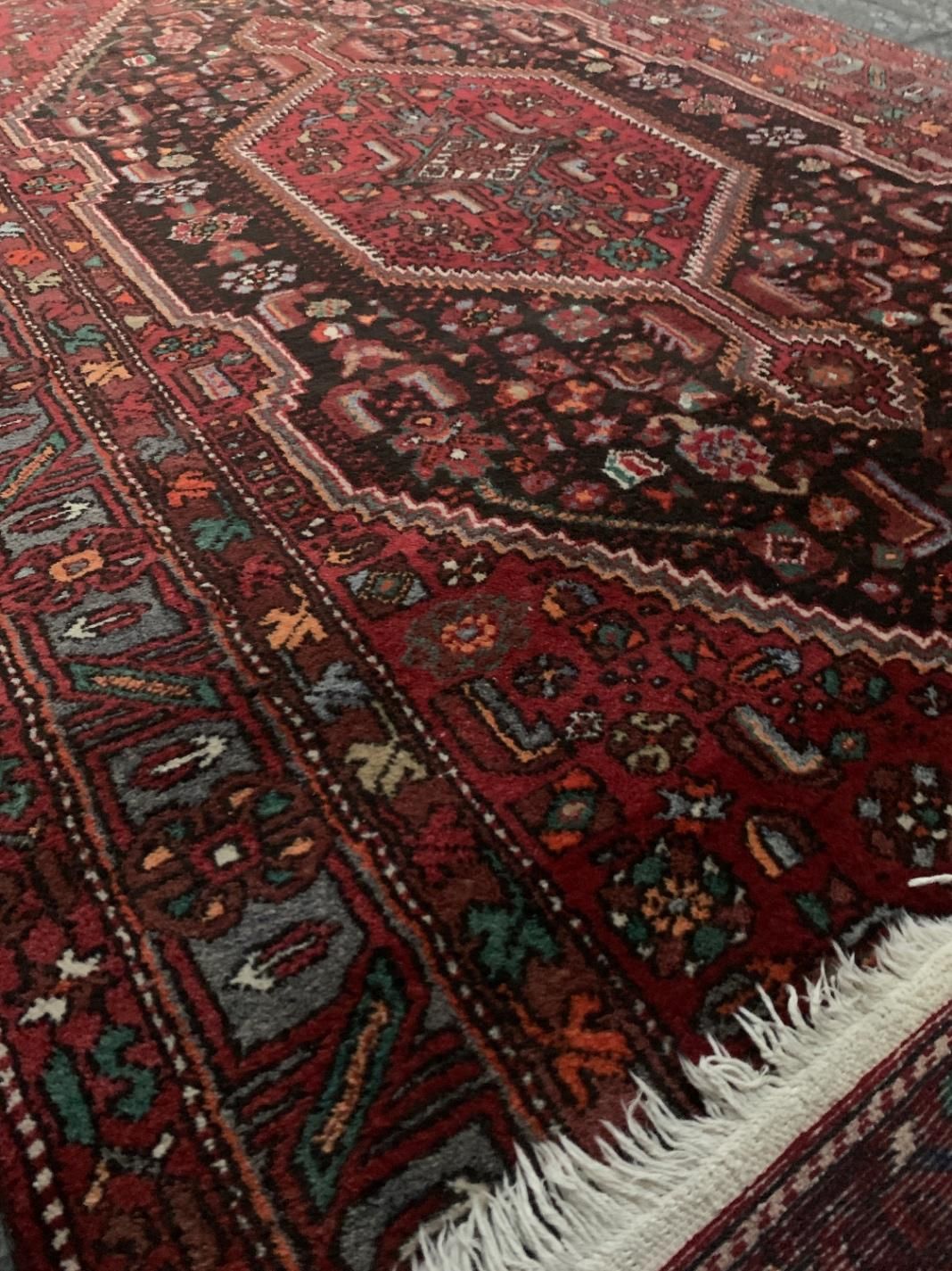 دو عدد فرش زنجان|فرش|تهران, کوی فراز|دیوار
