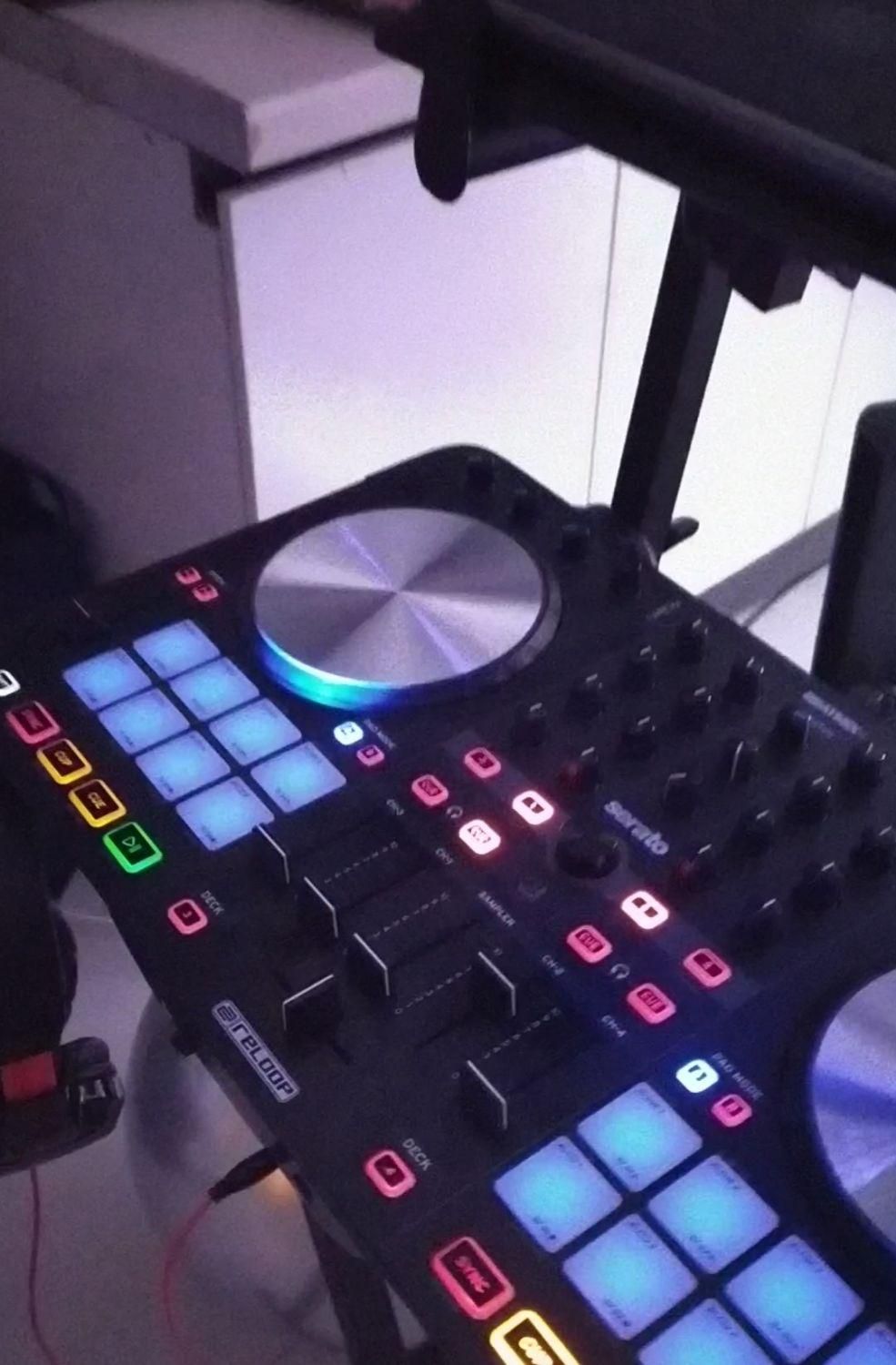 dj دی جی دیجی جشن تولد دورهمی موزیک|خدمات پذیرایی، مراسم|اصفهان, خانه اصفهان|دیوار