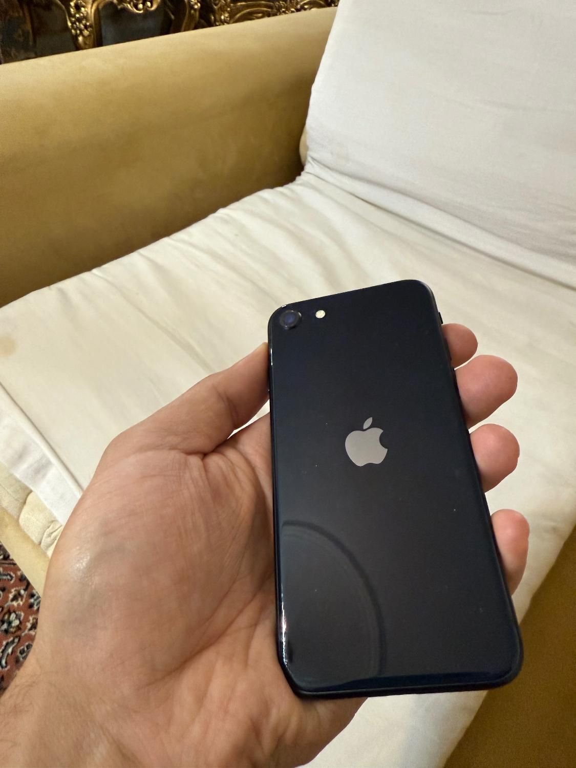 گوشی آیفون SE 2022‌ - 64 gig|موبایل|تهران, پونک|دیوار