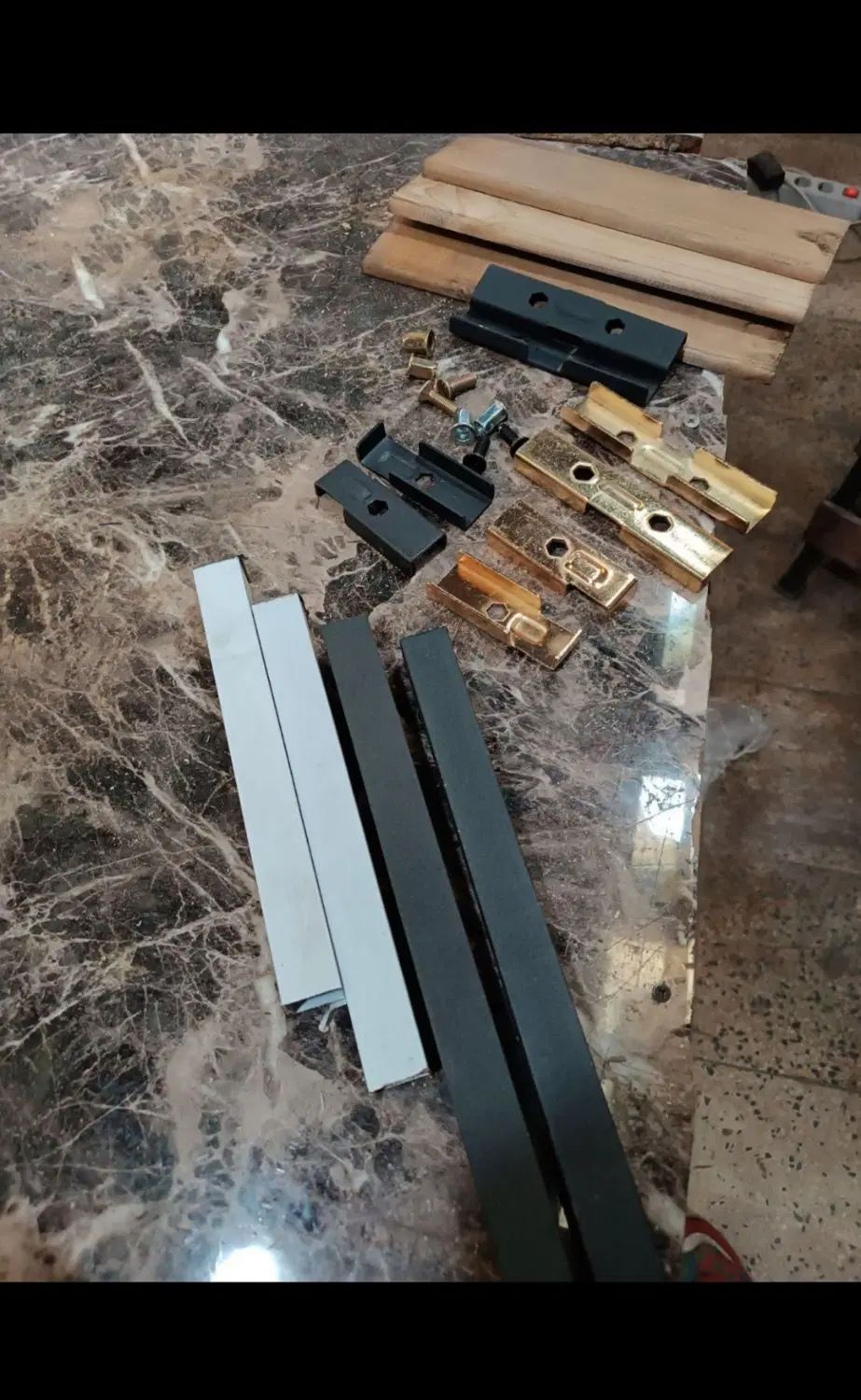 فروش قوطی صنعتی رگال چوب روس  دکور.قفسه01|فروشگاه و مغازه|شیراز, گلکوب|دیوار