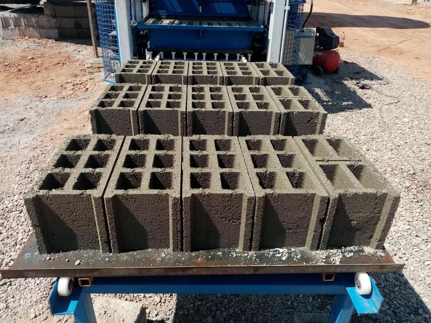 دستگاه بلوک زنی اتومات ثابت|ماشینآلات صنعتی|تهران, آذربایجان|دیوار