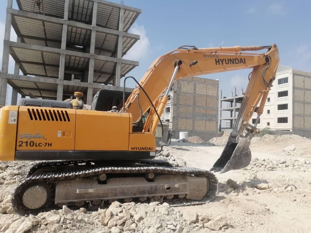 اجاره بیل مکانیکی پاکت و پیکور|خدمات حمل و نقل|بندرعباس, |دیوار