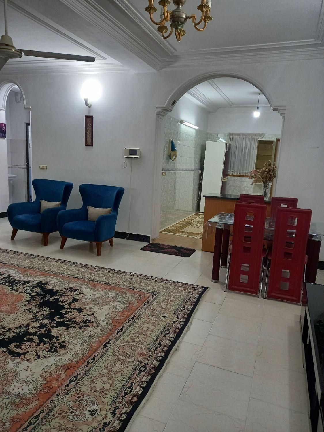 اجاره ویلا حیاط دار|اجارهٔ کوتاه‌مدت آپارتمان و سوئیت|بابلسر, |دیوار