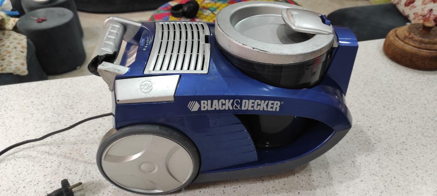 جاروبرقی black and decker  اصل انگلیسی|جاروبرقی، جارو شارژی، بخارشو|تهران, سرآسیاب مهرآباد|دیوار