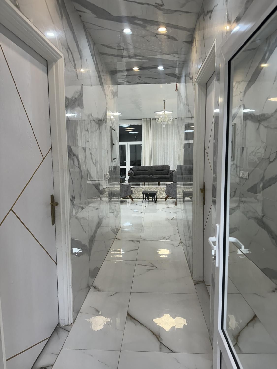 باغ ویلا استخردار آبگرم سرپوشیده|اجارهٔ کوتاهمدت ویلا و باغ|نجفآباد, |دیوار