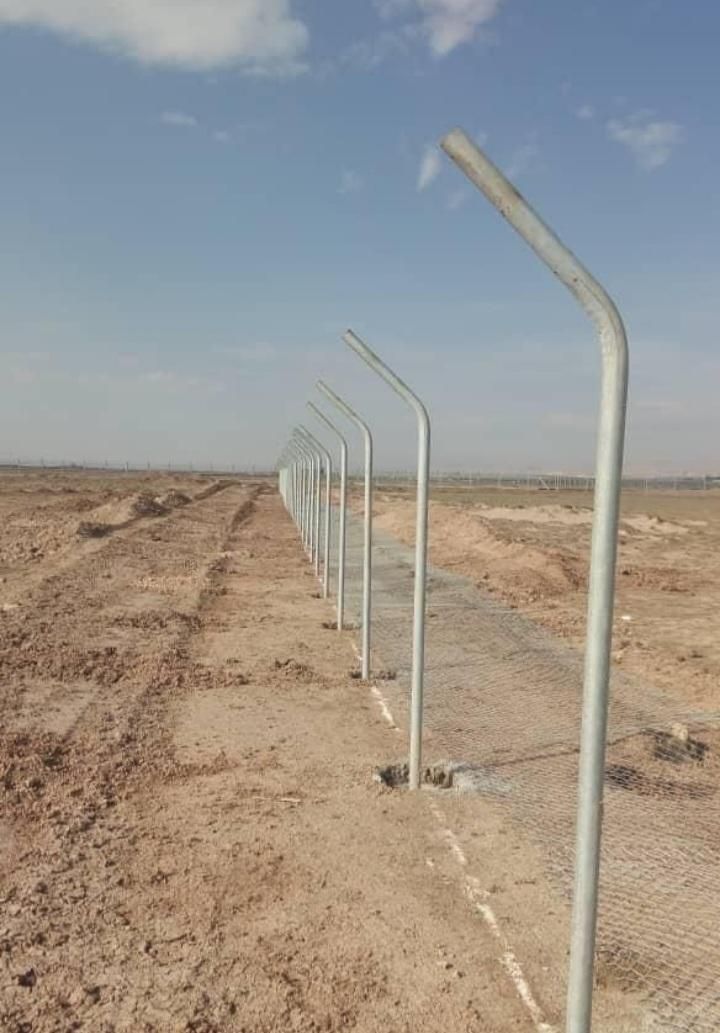 اجرای فنس کشی ونصب سم خاردار|خدمات پیشه و مهارت|اردکان, |دیوار