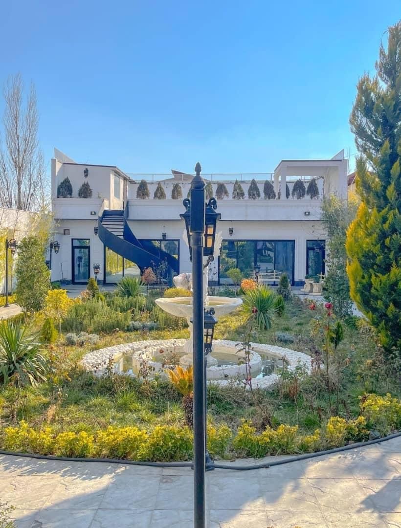 ۱۵۰۰ متر ویلا مدرن نوساز کردان چهارباغ|اجارهٔ کوتاه‌مدت ویلا و باغ|چهارباغ, |دیوار