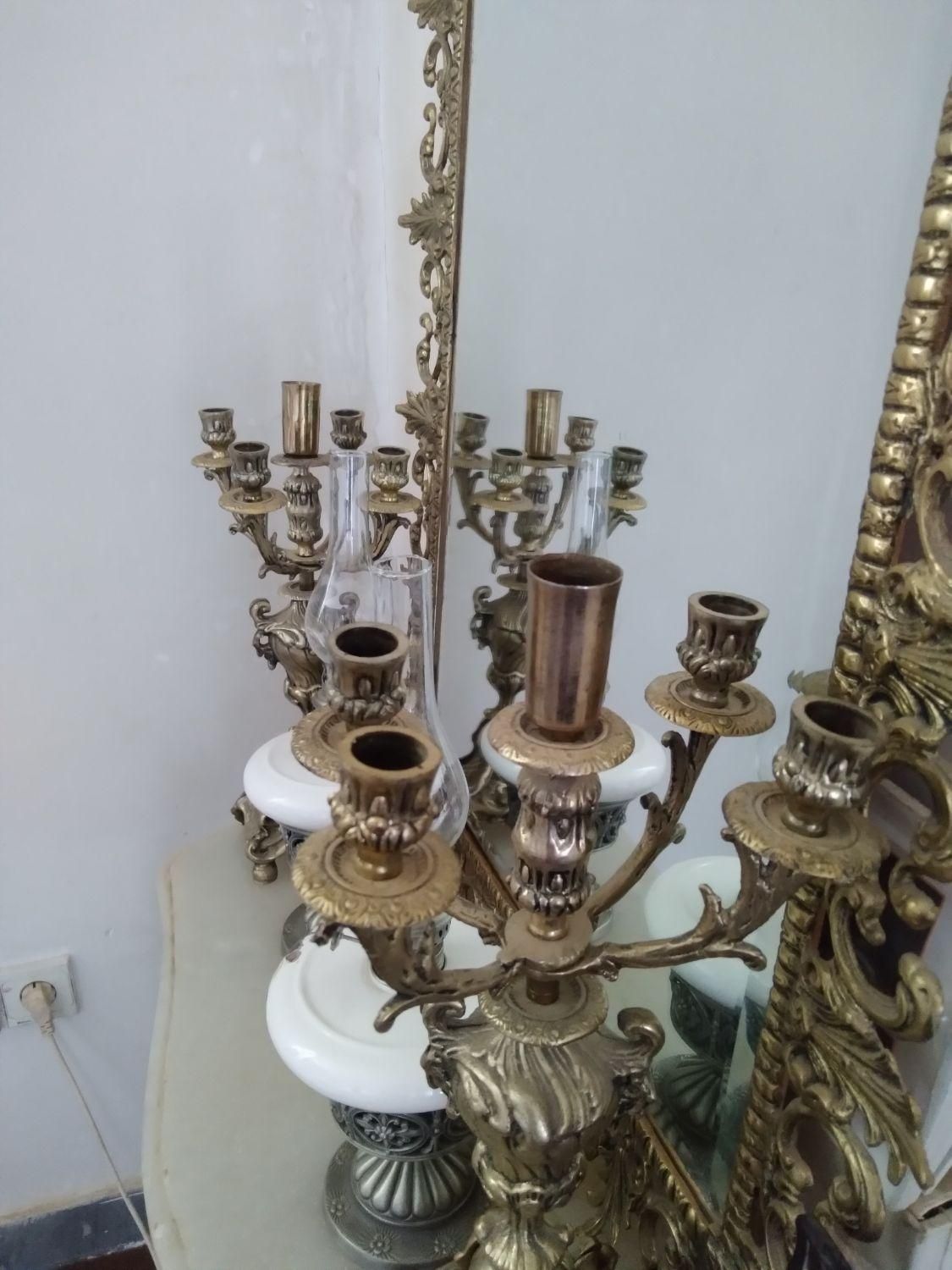 خریدار اینه شمعدان انواع برنزی|آینه|اراک, |دیوار