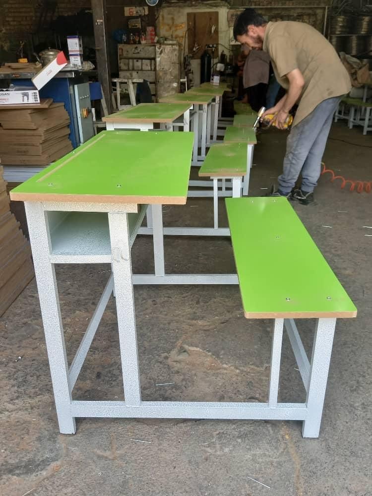 اقای خلیل زاده سبز وزرد تیمکت|صندلی و نیمکت|تهران, استاد معین|دیوار