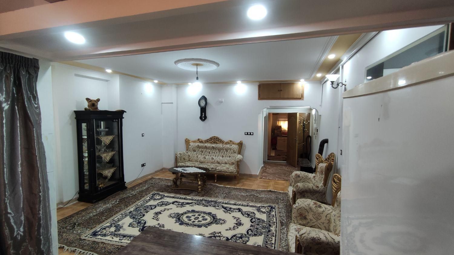 سوییت آپارتمان اجاره ای منزل|اجارهٔ کوتاه‌مدت آپارتمان و سوئیت|همدان, |دیوار