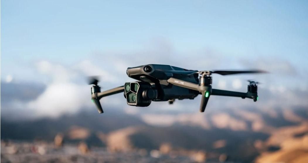 mavic ۳ پرو پک کمبو ریموت آرسی|دوربین عکاسی و فیلم‌برداری|تهران, صادقیه|دیوار