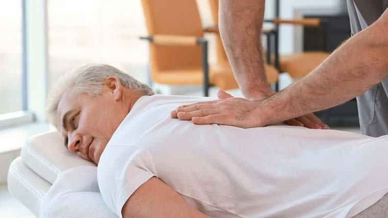 رگ گیری حجامت بادکش زالو درمانی|خدمات آرایشگری و زیبایی|قم, نوبهار|دیوار