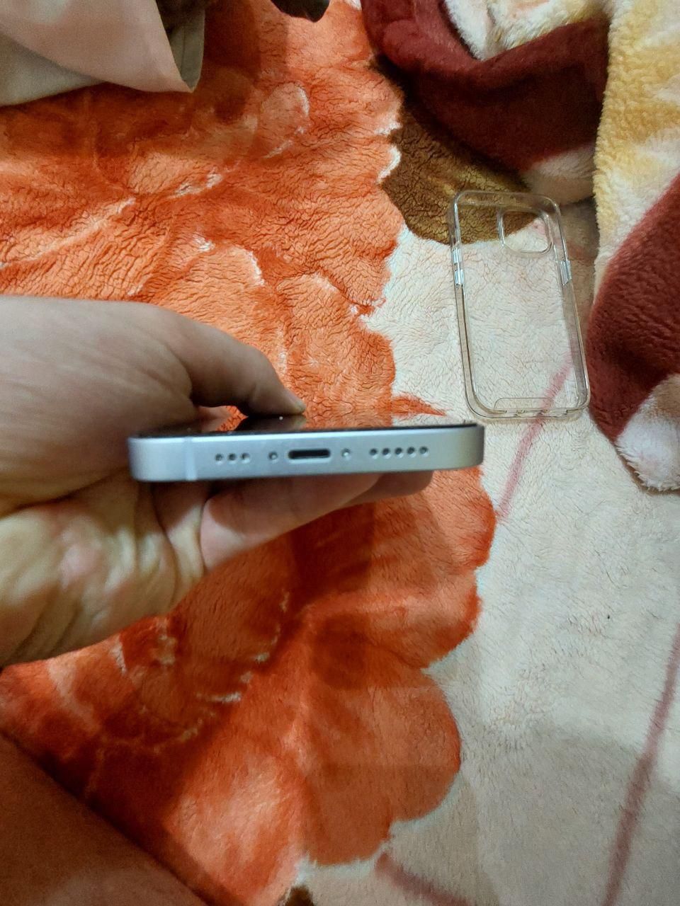 اپل iphone 14 با حافظهٔ ۱۲۸ گیگابایت|موبایل|تهران, چیتگر|دیوار