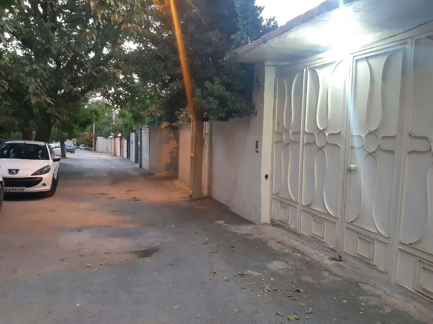 زمین مسکونی|فروش زمین و ملک کلنگی|اصفهان, حسین‌آباد|دیوار