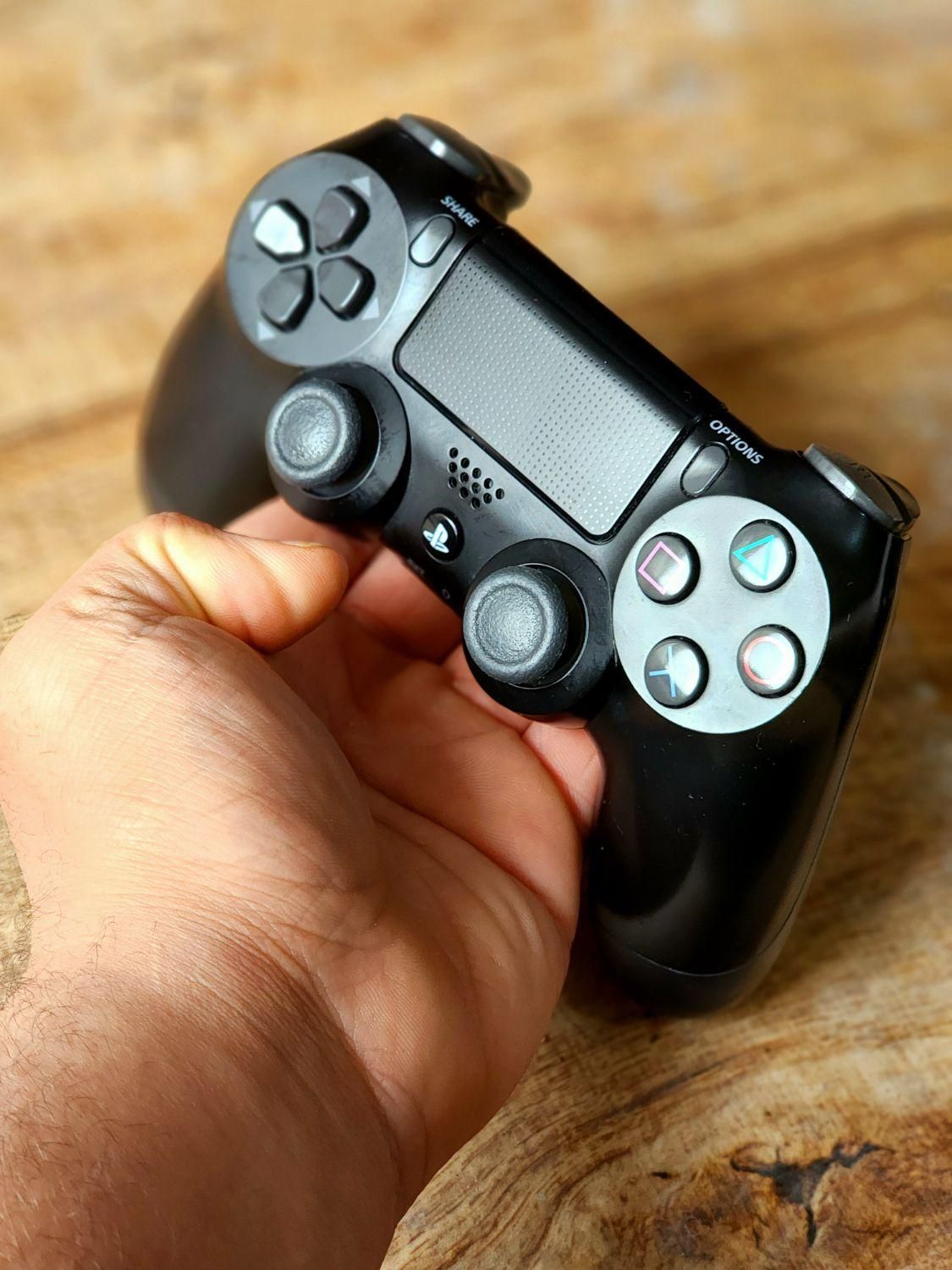 دسته اورجینال  اصلی رو کارتونی با مهلت تست ps4|کنسول، بازی ویدئویی و آنلاین|شیراز, آزادگان|دیوار