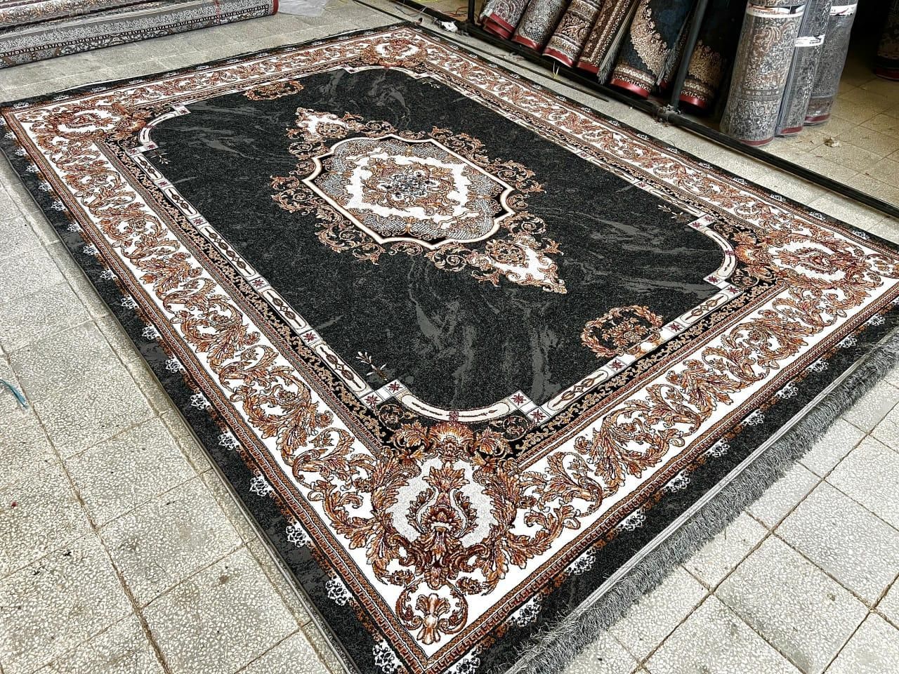 قالی فـرش دم قسط با روزی ۴۰ هزارتومان|فرش|کرمان, |دیوار