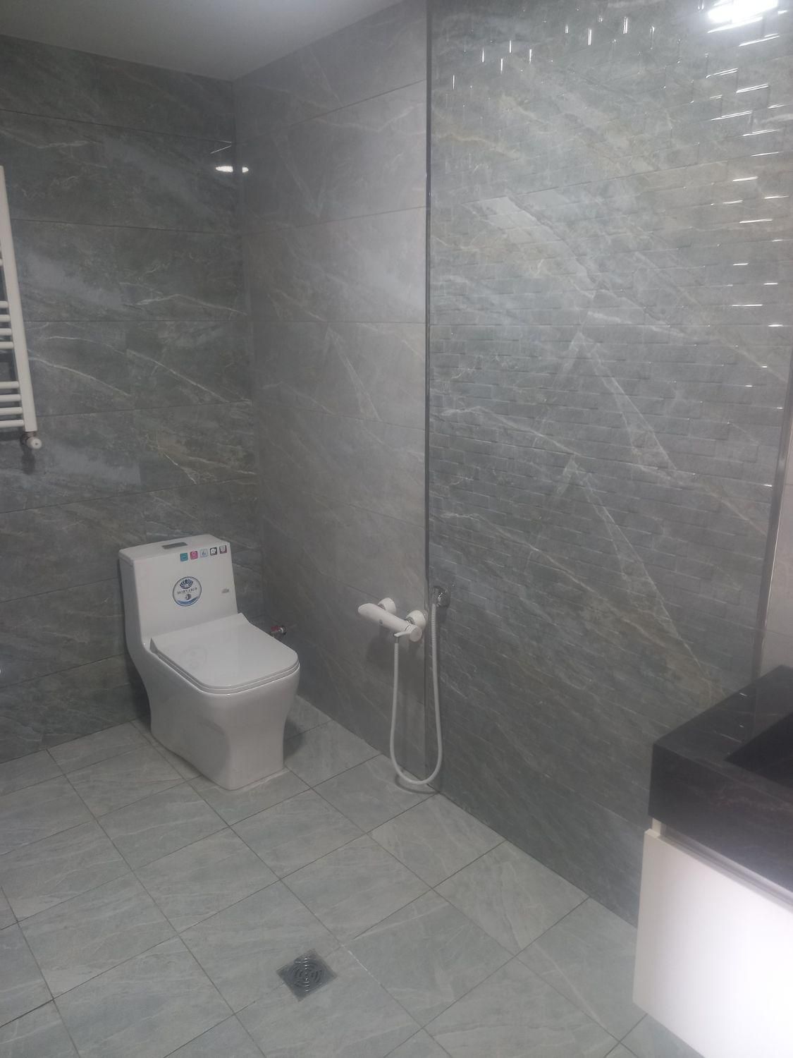 اپارتمان ۱۶۲م/ مرواریدشهر چیتگر/ دریاچه چیتگر