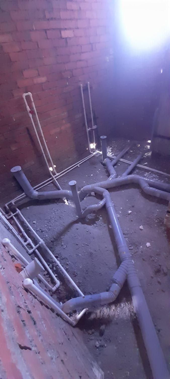 لوله کشی برق کشی بصورت حرفه ای|خدمات پیشه و مهارت|بم, |دیوار