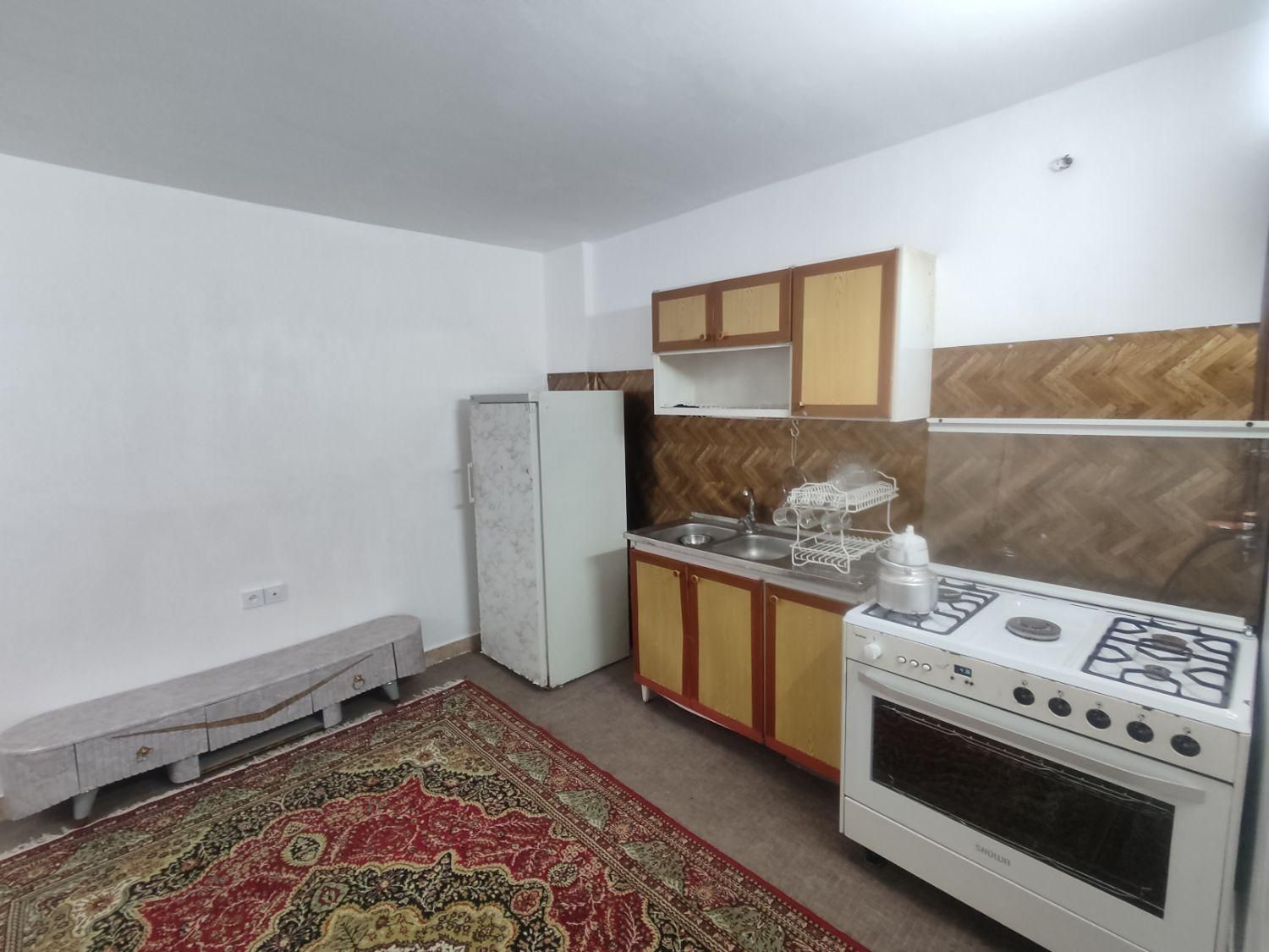 اجاره روزانه سویت کولردار دربست تمیز میدان گیل|اجارهٔ کوتاه‌مدت آپارتمان و سوئیت|رشت, توشیبا|دیوار