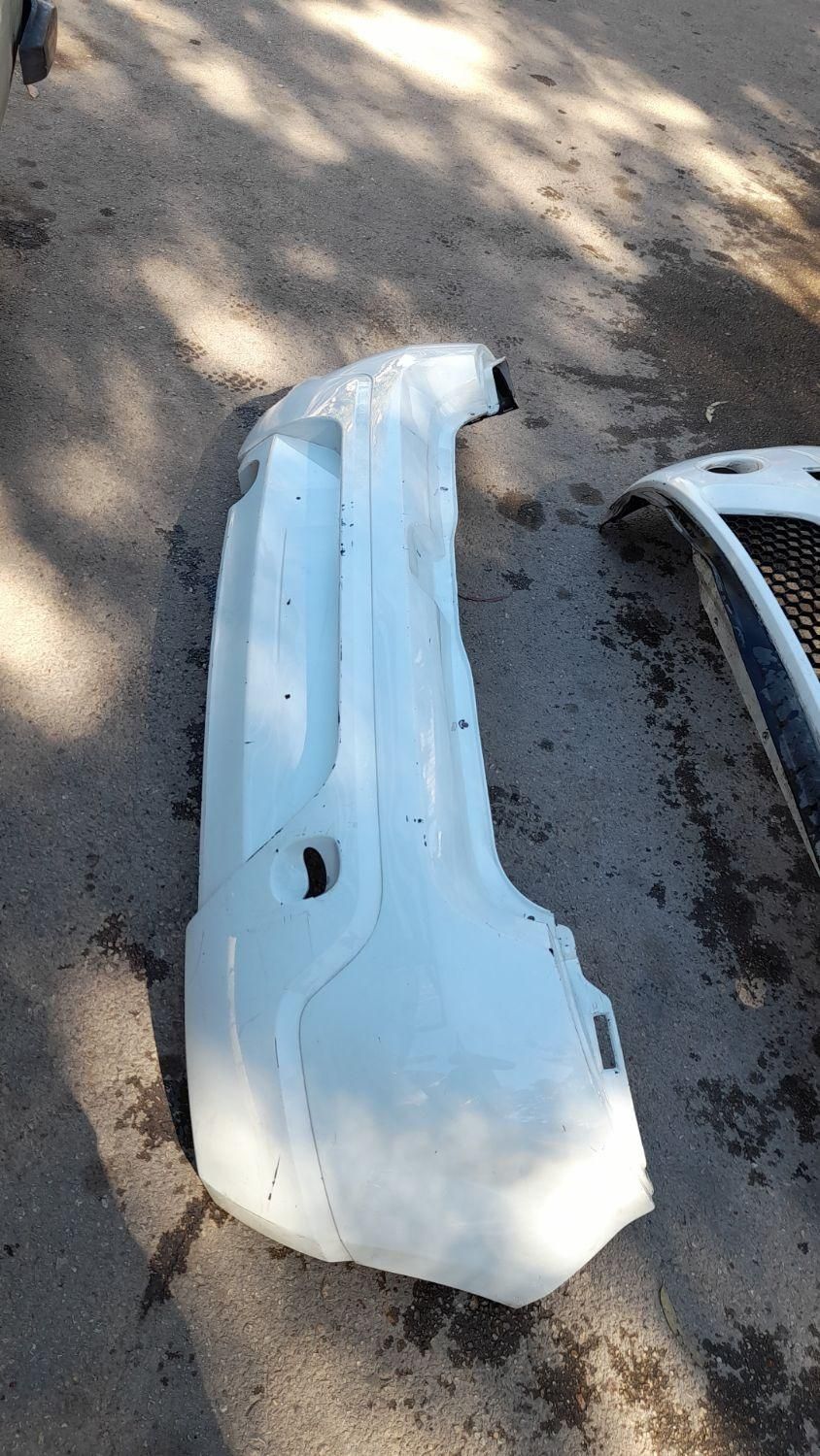 سپر و بدنه ساندرو|قطعات یدکی و لوازم جانبی|شیراز, محراب|دیوار