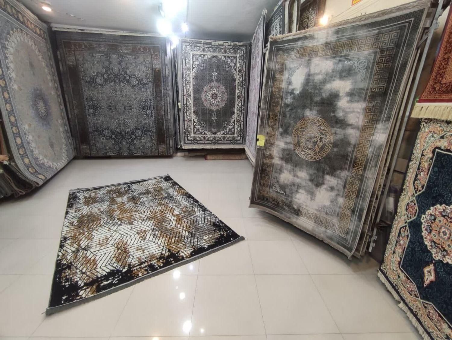 فرش دور طلاکوب *طرح پتینه های سال* حاشیه طلاکوبدار|فرش|مشهد, ایثارگران|دیوار