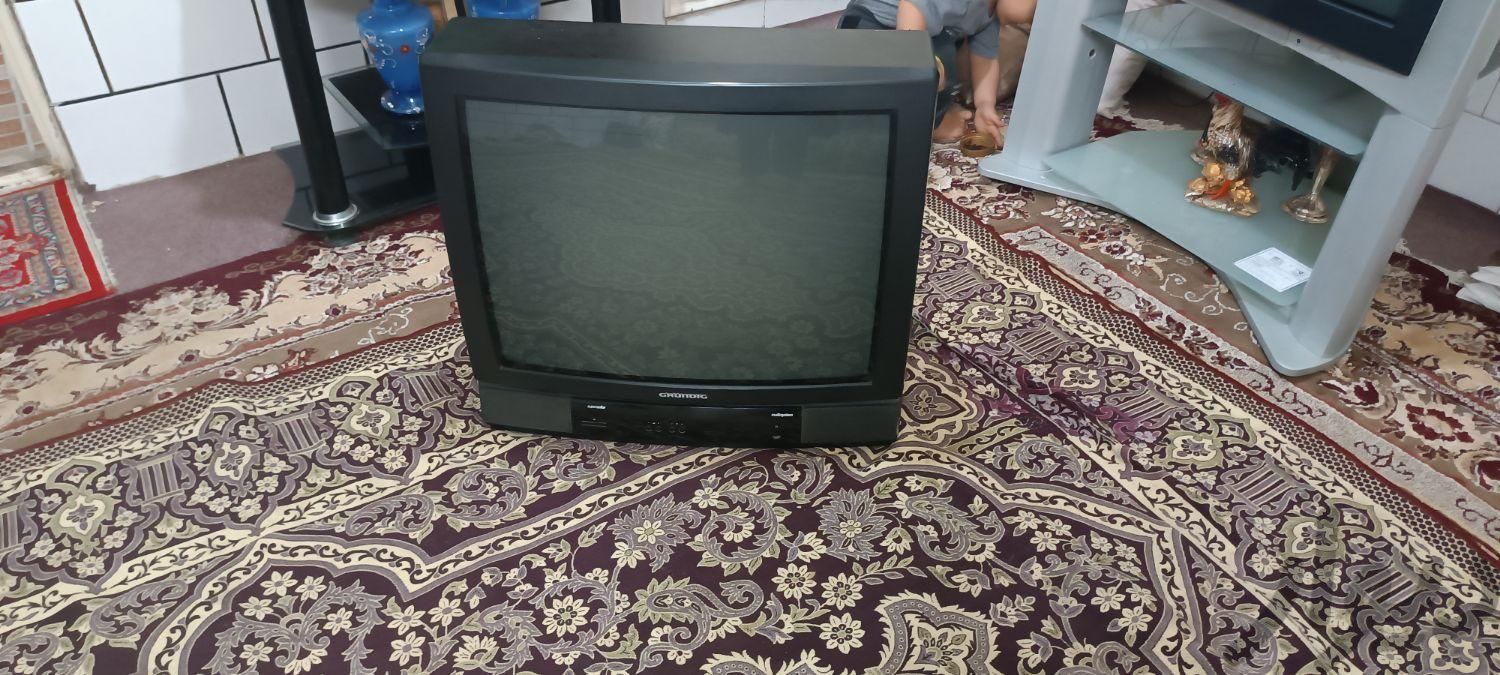 تلویزیون|تلویزیون و پروژکتور|اصفهان, فردوان|دیوار