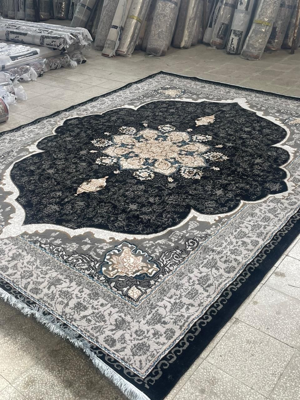 فرش زیبای کاشان با طرح دلنشین در تمامی رنگ ها|فرش|پاکدشت, |دیوار