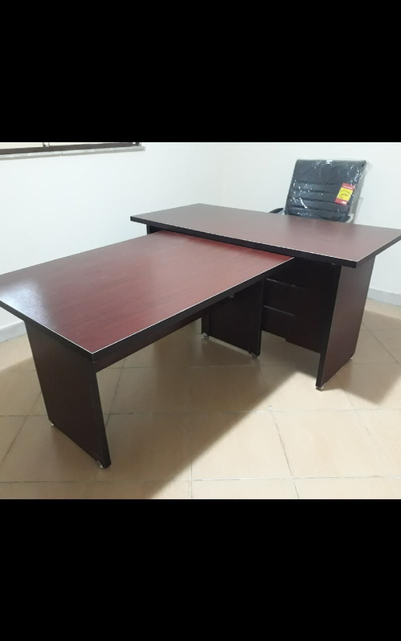 میز کنفرانس 4 نفره و 6 نفره و 8 نفره پارسیان|دفتر کار|کرج, چهارصد دستگاه|دیوار