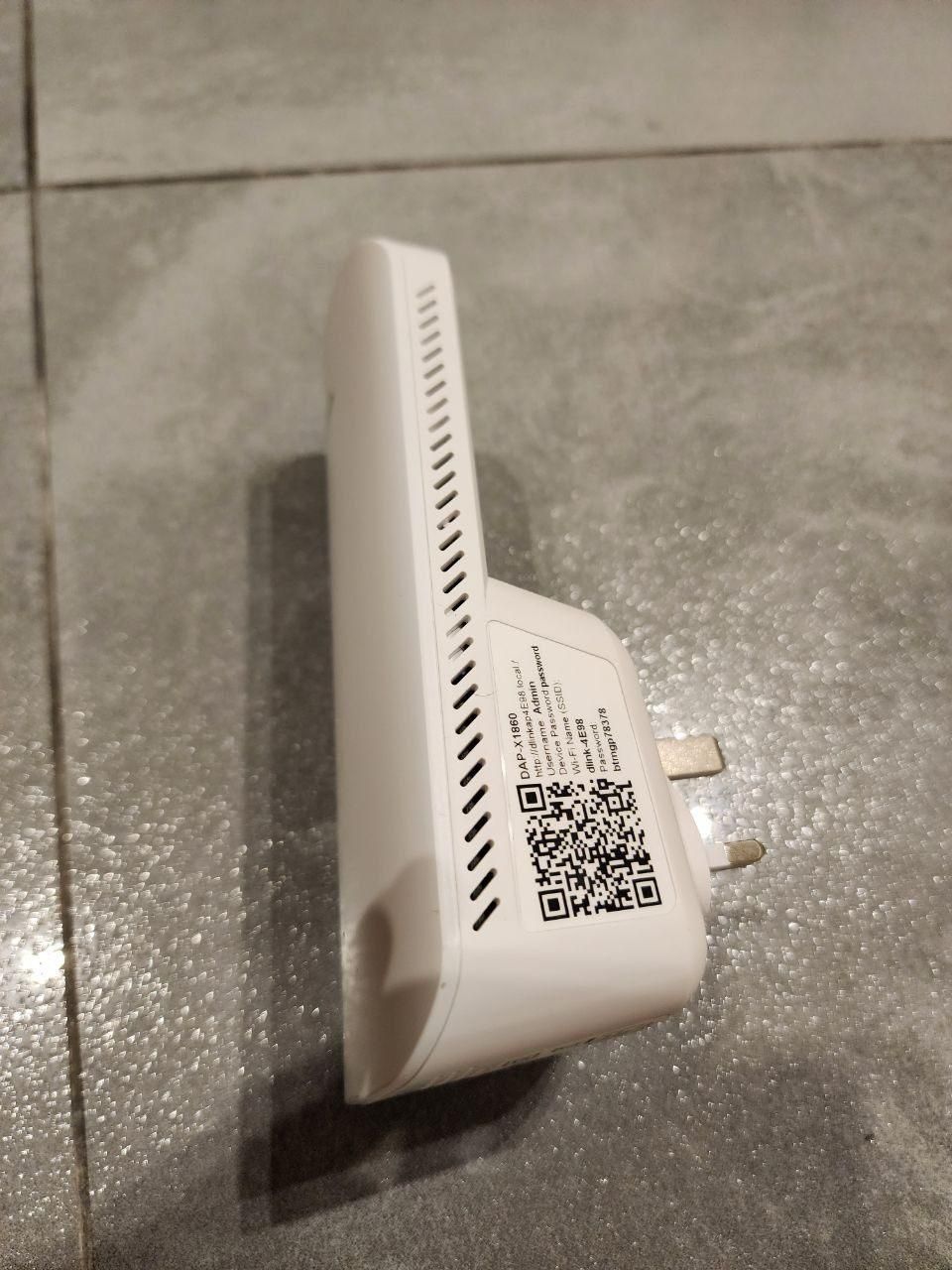 توسعه دهنده شبکه بی سیم D-Link مدل DAP-X1860|مودم و تجهیزات شبکه|تهران, ولنجک|دیوار
