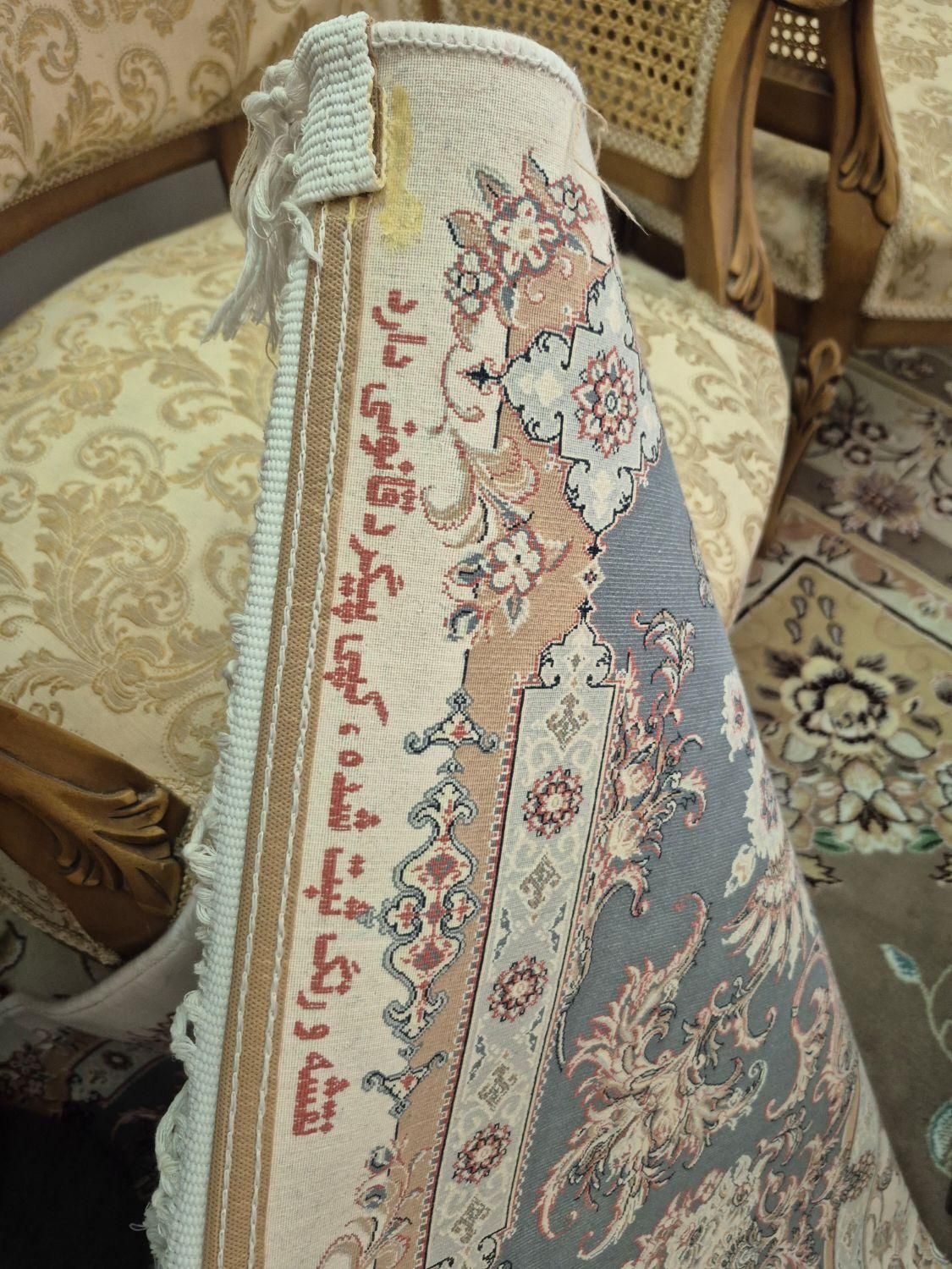 فرش ماشینی ۹ متری ۱۲۰۰ شانه تراکم ۳۶۰۰ گل برجسته|فرش|تهران, افسریه|دیوار