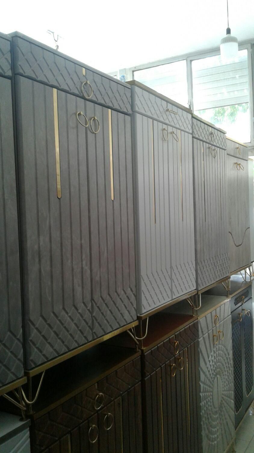 جاکفشی دو درب پایه فلزی|جاکفشی، کمد، دراور|کرج, خرمدشت|دیوار