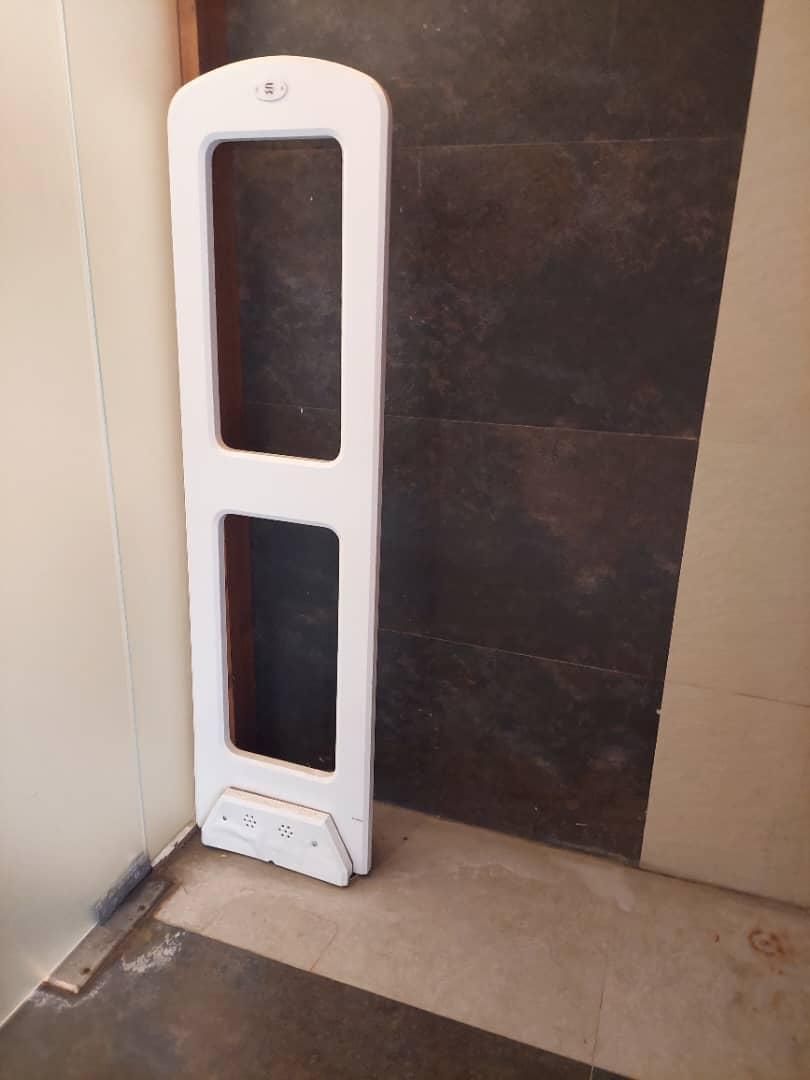 خریدار/گِیت/فروشگاه مغازه  دُزدگیر مزون لباس am rf|فروشگاه و مغازه|تهران, توحید|دیوار