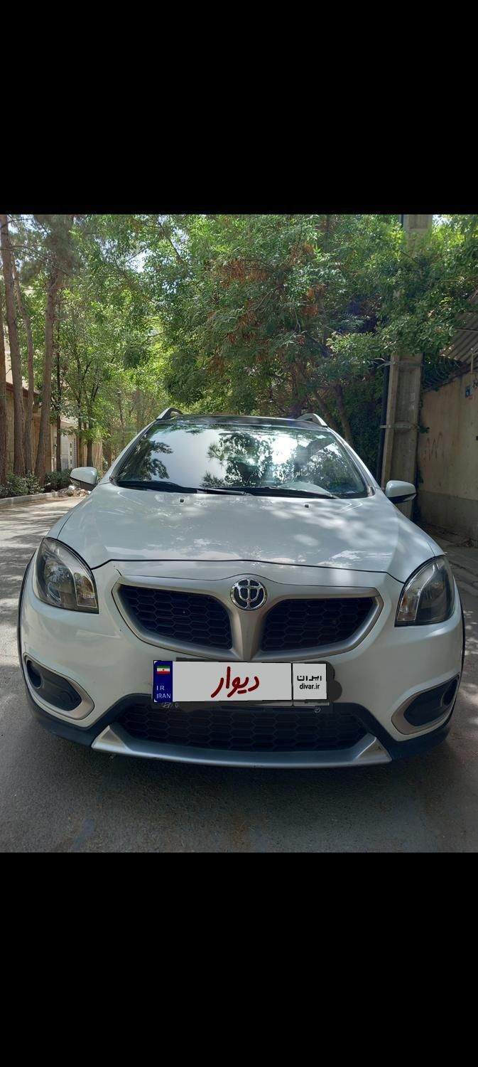 برلیانس کراس اتوماتیک 1650cc، مدل ۱۳۹۷