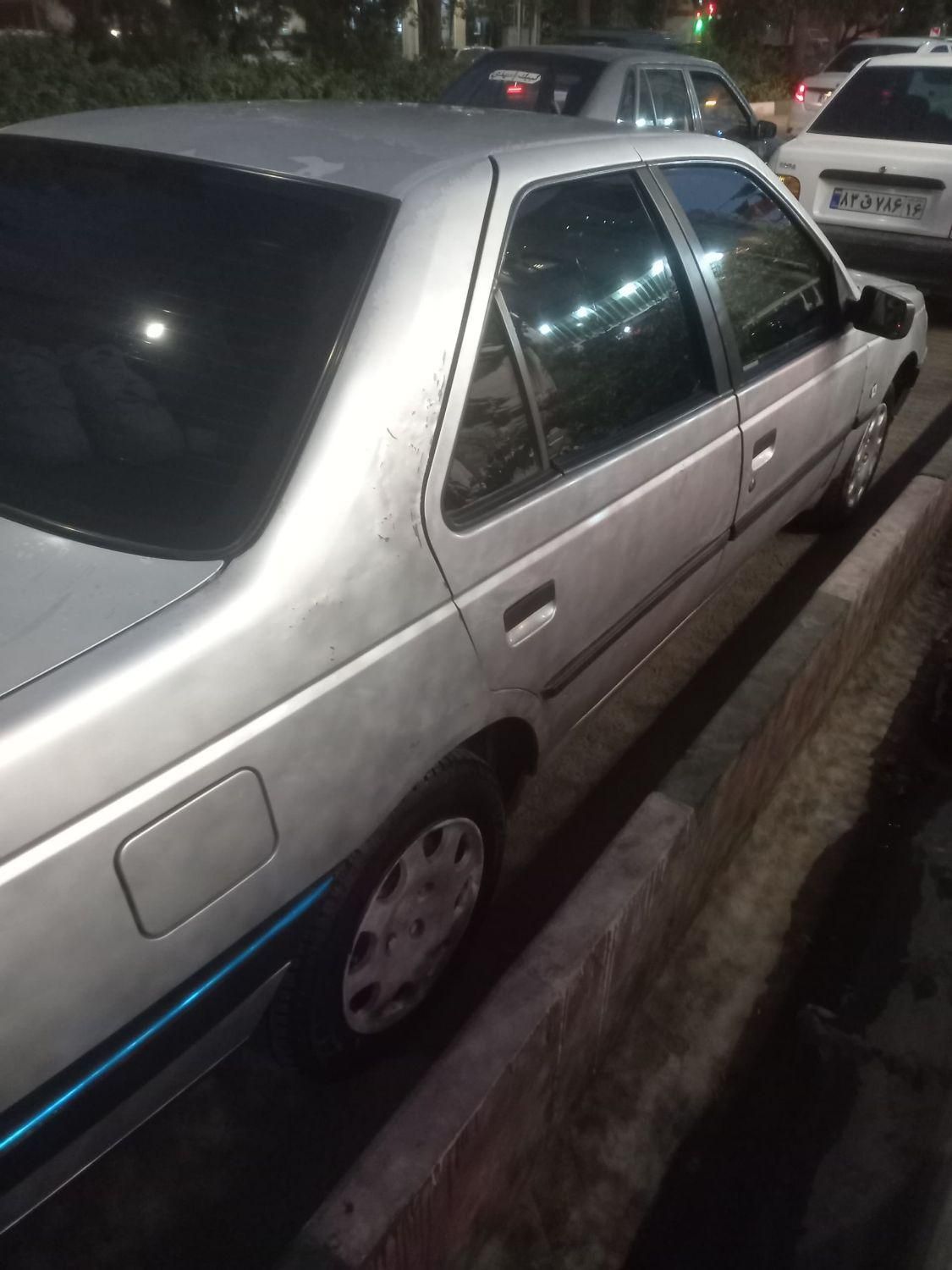 پژو 405 GLX - دوگانه سوز CNG، مدل ۱۳۹۱|خودرو سواری و وانت|قم, سنگ بند|دیوار