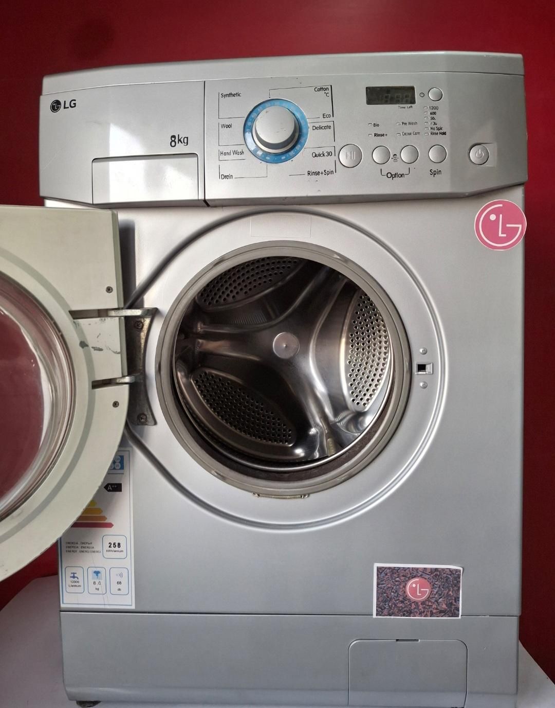 ماشین لباسشویی ال جی - LG باکیفیت ۸ کیلویی|ماشین لباسشویی و خشک‌کن لباس|تهران, پاسداران|دیوار