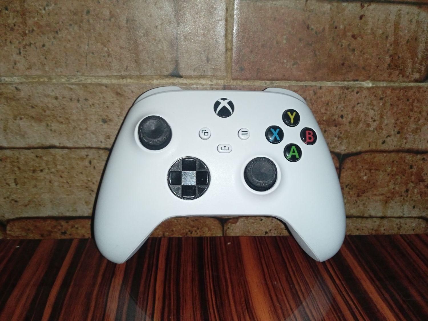 کنسول بازی xbox one x|کنسول، بازی ویدئویی و آنلاین|بندرعباس, |دیوار