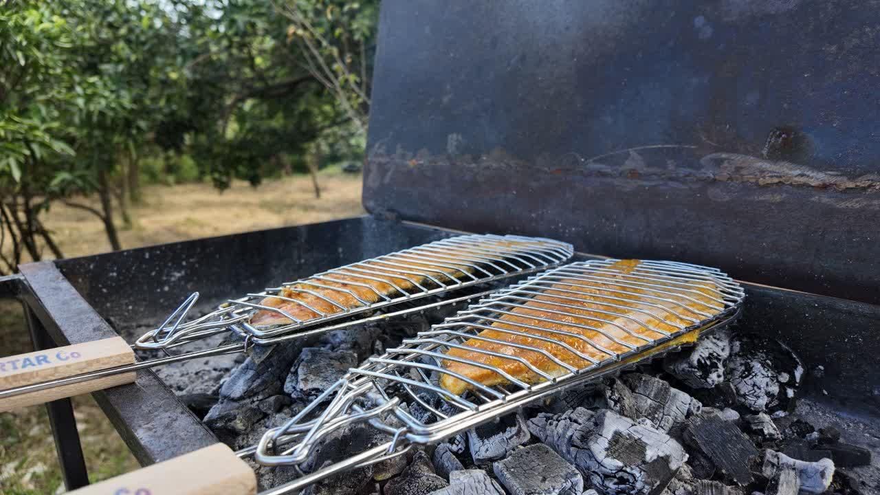 ویلای سنتی در باغ مرکبات هزارمتری تنکابن|اجارهٔ کوتاهمدت ویلا و باغ|تنکابن, |دیوار