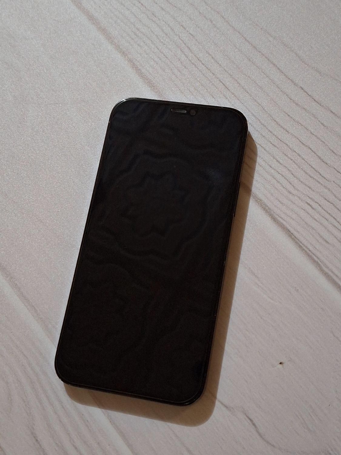 iPhone 12 Pro با حافظهٔ۲۵۶گیگابایت|موبایل|چابهار, |دیوار