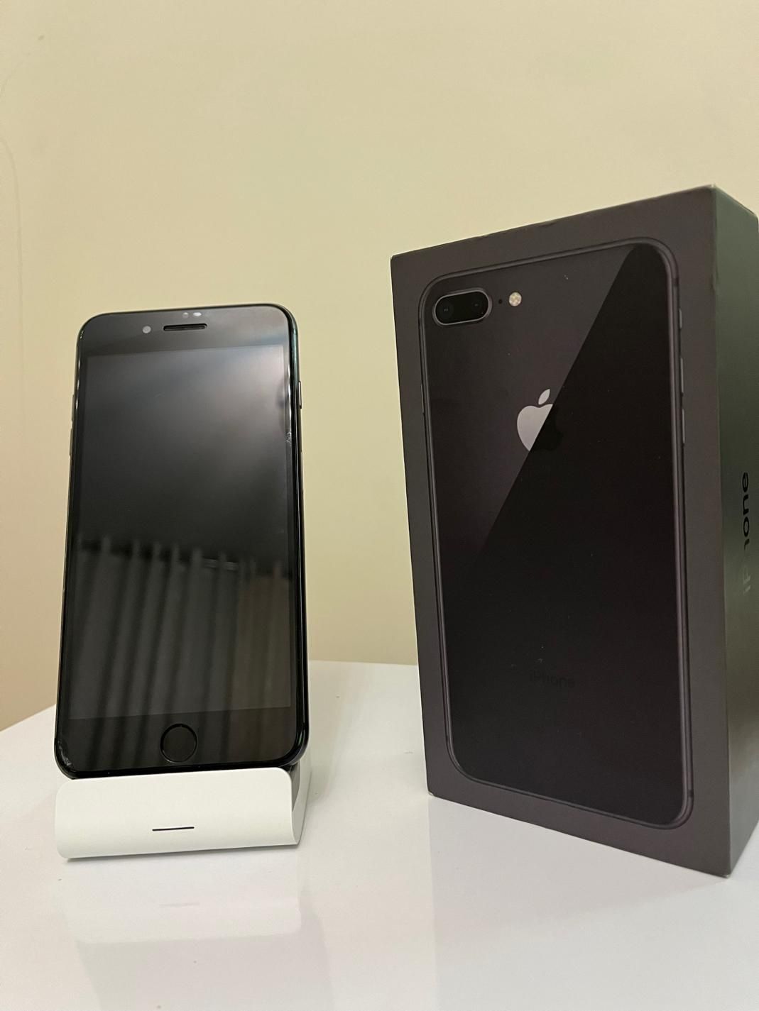 اپل iPhone 8 Plus با حافظهٔ ۲۵۶ گیگابایت|موبایل|تهران, پیروزی|دیوار
