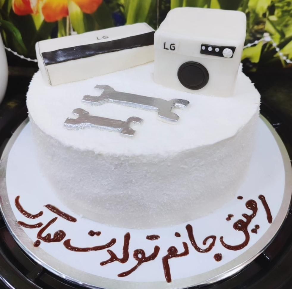 کیک تولد و کافه ای کافیشاپی|خوردنی و آشامیدنی|رشت, عینک|دیوار